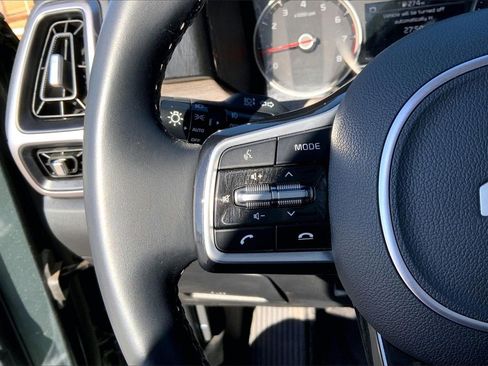 Used 2023 Kia Sorento X-Line EX image 11