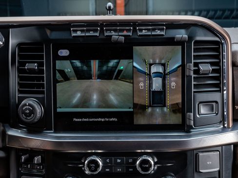 Used 2024 Ford F250 King Ranch w/ Chrome Package image 25