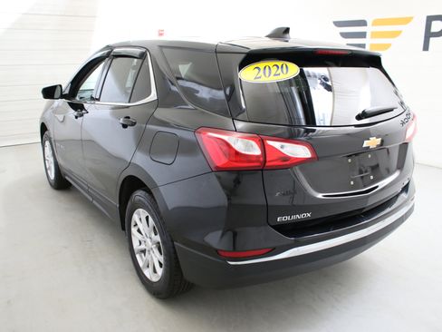Used 2020 Chevrolet Equinox LT w/ Driver Convenience Package image 6