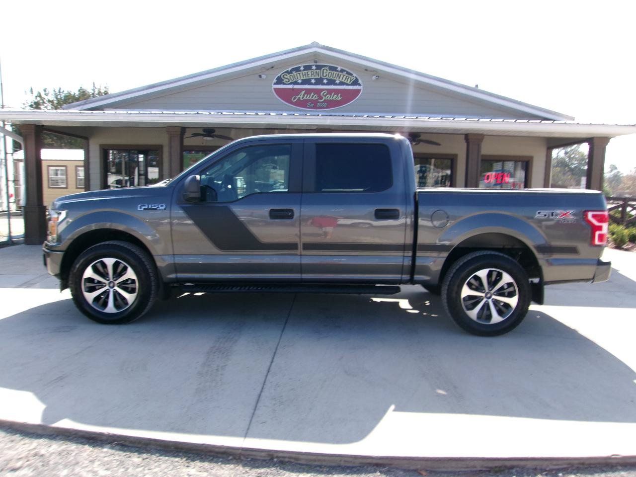 Used 2019 Ford F150 XL w/ Equipment Group 101A Mid AWD/4WD image 8