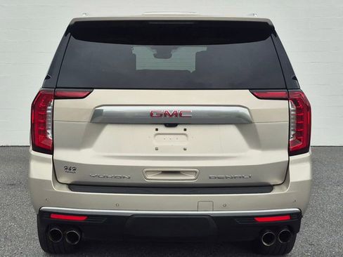 Used 2024 GMC Yukon Denali w/ Advanced Technology Package AWD/4WD image 19