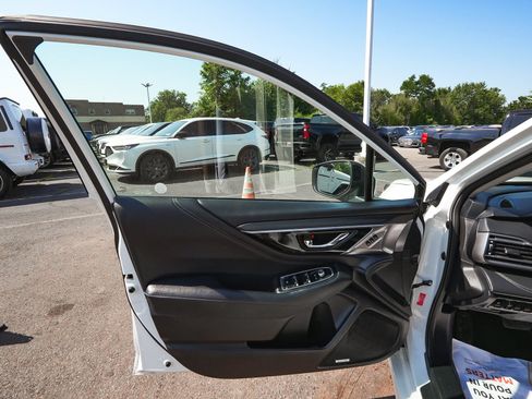 Used 2024 Subaru Legacy Limited AWD/4WD image 8