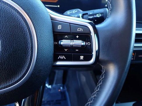 Used 2024 Kia Sorento S image 15