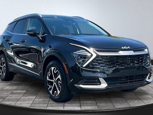 Certified 2025 Kia Sportage EX AWD/4WD image 3
