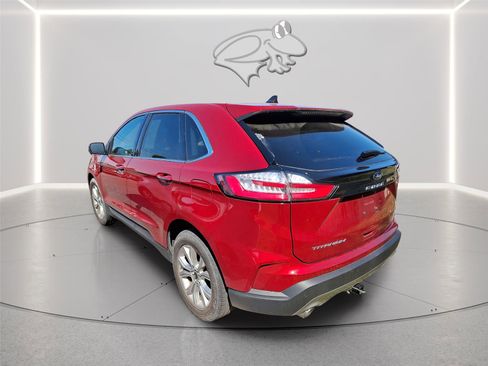 Used 2024 Ford Edge Titanium AWD/4WD image 3
