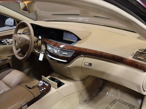 Used 2007 Mercedes-Benz S 550 4MATIC image 42
