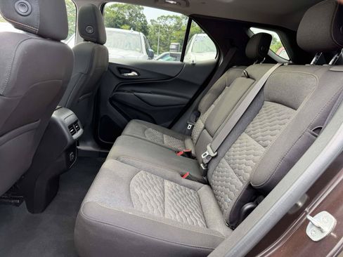Used 2020 Chevrolet Equinox LT FWD image 14