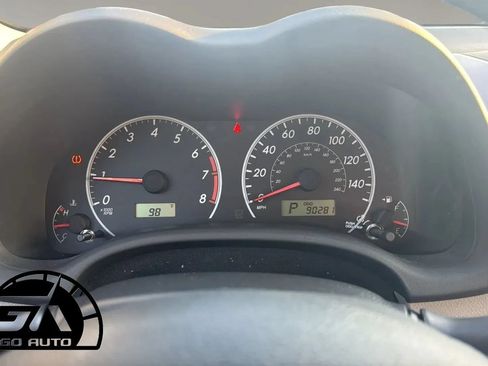 Used 2013 Toyota Corolla L FWD image 12