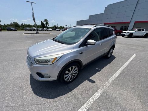 Used 2017 Ford Escape Titanium AWD/4WD image 5