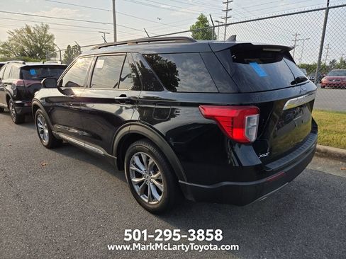 Used 2022 Ford Explorer XLT w/ Equipment Group 202A RWD image 7