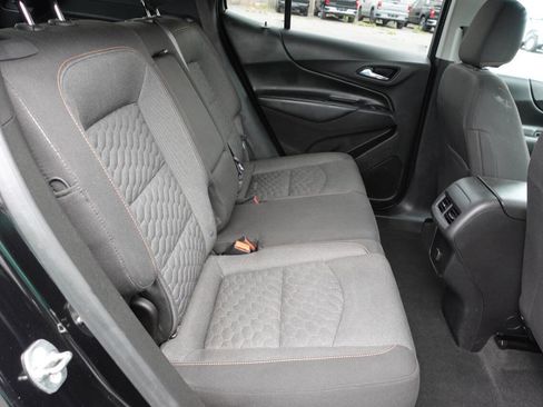 Used 2018 Chevrolet Equinox LT FWD image 26