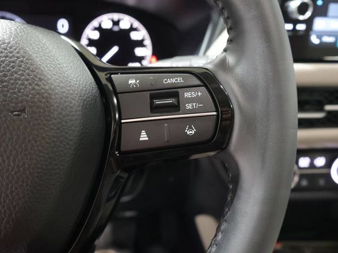 Used 2024 Honda HR-V EX-L image 37