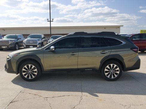 Used 2024 Subaru Outback Touring XT image 3