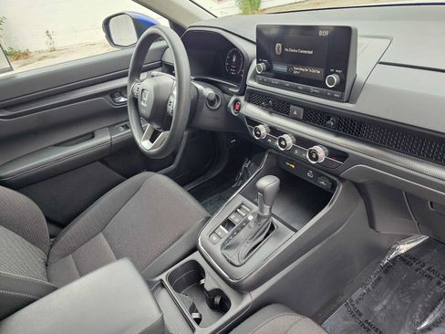Used 2023 Honda CR-V LX image 11