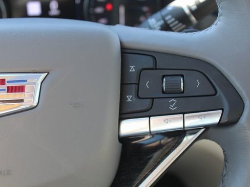 Used 2023 Cadillac XT6 Premium Luxury w/ Technology Package image 26