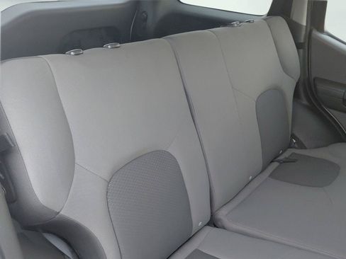 Used 2012 Nissan Xterra X AWD/4WD image 15