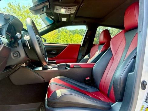 Used 2022 Lexus ES 350 F Sport w/ Accessory Package FWD image 28