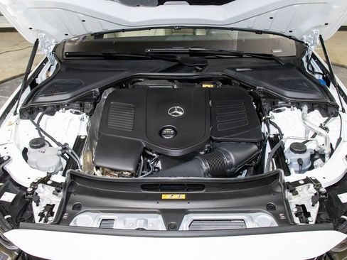 Certified 2025 Mercedes-Benz E 350 4MATIC Sedan image 5