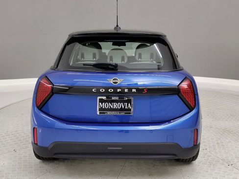 Used 2025 MINI Cooper S image 7