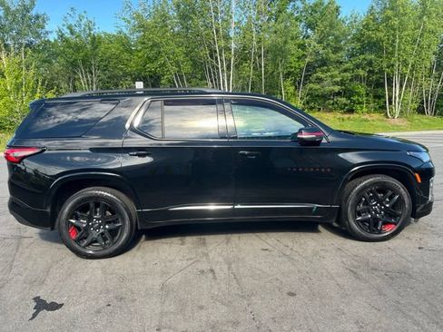 Used 2023 Chevrolet Traverse Premier w/ Redline Edition AWD/4WD image 6
