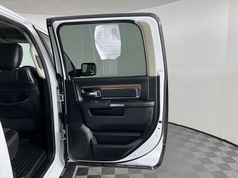 Used 2017 RAM 1500 Laramie w/ Convenience Group image 38