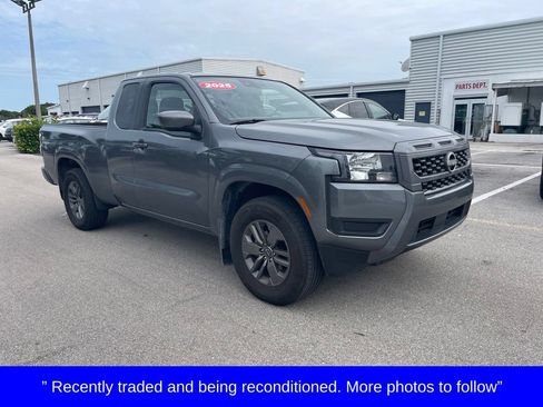Certified 2025 Nissan Frontier SV w/ Tow Package RWD image 1