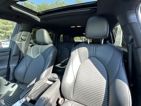 Used 2021 Toyota Highlander XSE image 8