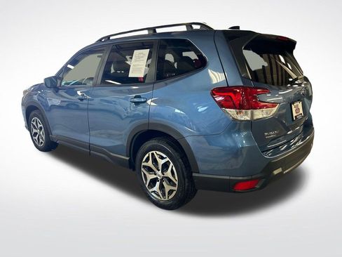 Certified 2024 Subaru Forester Premium AWD/4WD image 4
