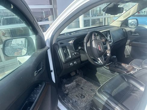 Used 2017 GMC Canyon Denali image 13