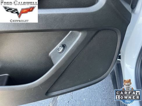 Used 2023 Chevrolet Traverse LT FWD image 29