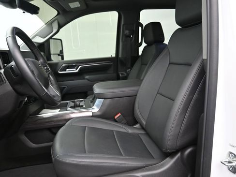 Certified 2025 Chevrolet Silverado 2500 LTZ w/ LTZ Plus Package image 10