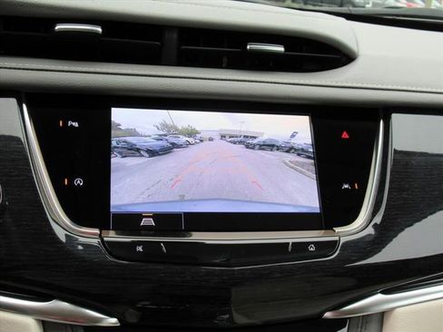 Certified 2024 Cadillac XT6 Premium Luxury image 23