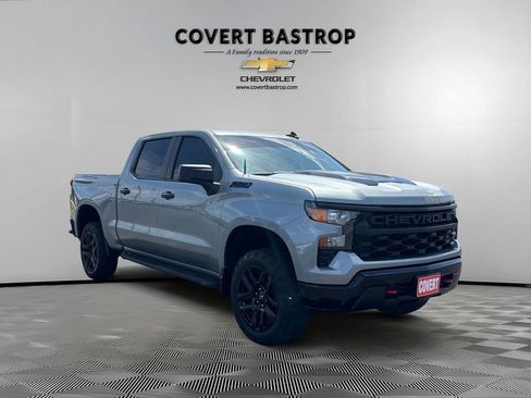 Certified 2023 Chevrolet Silverado 1500 Custom Trail Boss w/ LPO, Dark Essentials Package AWD/4WD image 7