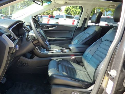 Used 2015 Ford Edge SEL w/ Equipment Group 201A AWD/4WD image 21