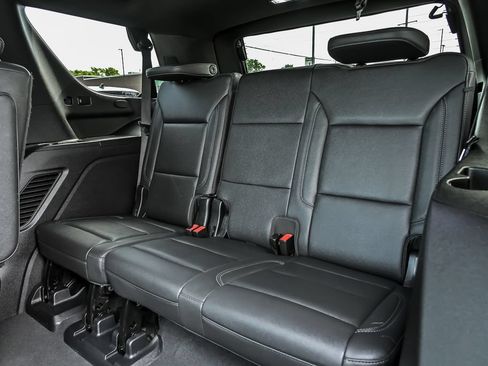 Used 2022 Chevrolet Tahoe LT w/ LT Signature Plus Package AWD/4WD image 19