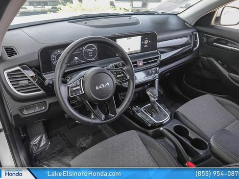 Used 2024 Kia Seltos S FWD image 17