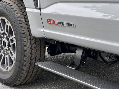 New 2025 Ford F250 Platinum w/ Platinum Plus Package image 27