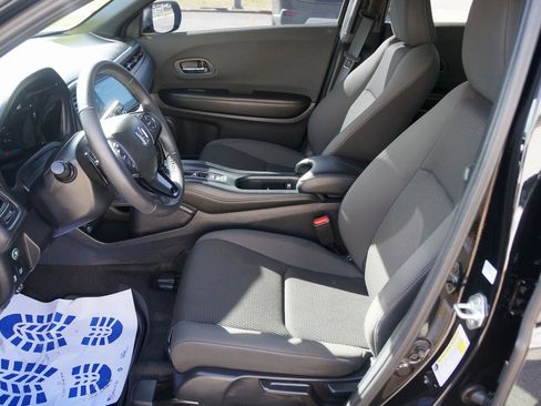 Used 2022 Honda HR-V Sport image 16