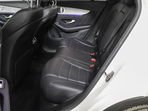 Used 2020 Mercedes-Benz GLC 300 4MATIC image 34