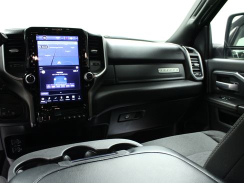 Used 2026 RAM 2500 Big Horn AWD/4WD image 19