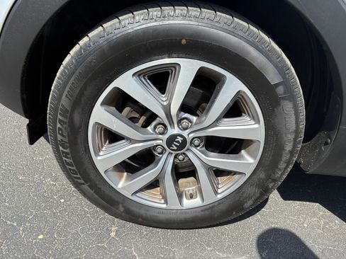 Used 2016 Kia Sportage LX image 21