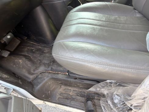 Certified 2023 GMC Savana 2500 w/ Driver Convenience Package image 24