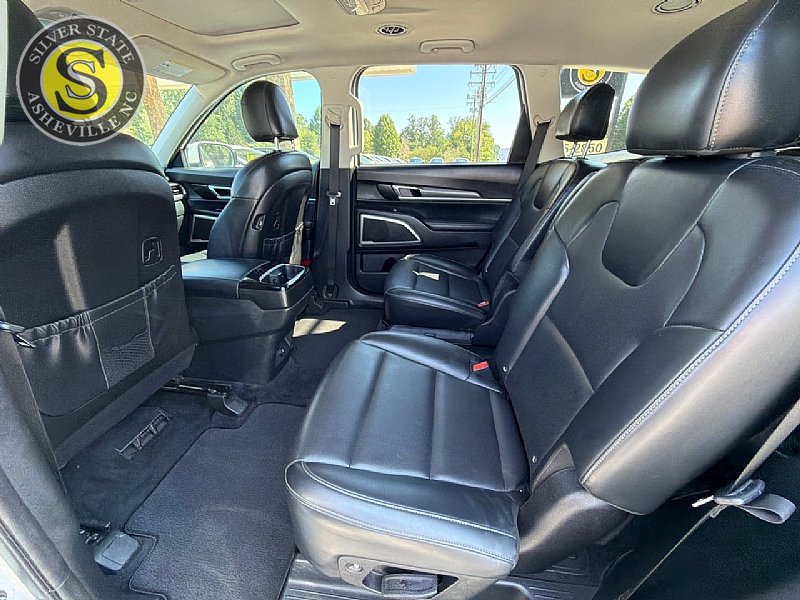 Used 2021 Kia Telluride S AWD/4WD image 13