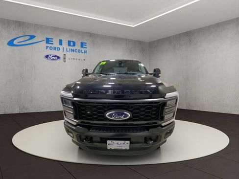 Used 2023 Ford F250 Lariat w/ Lariat Ultimate Package AWD/4WD image 6