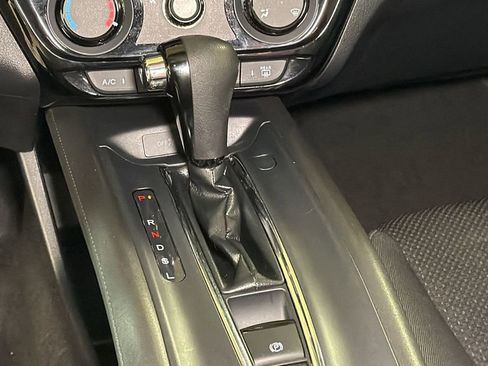 Used 2020 Honda HR-V LX image 21