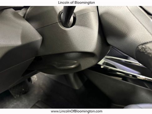 Used 2023 Volkswagen ID.4 Pro S RWD image 32