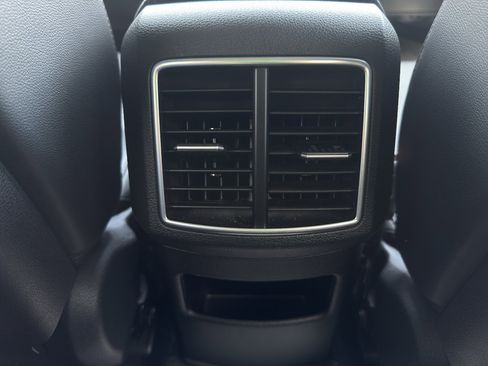 Used 2024 Kia Sportage EX AWD/4WD image 42