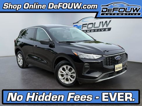 Used 2024 Ford Escape Active AWD/4WD image 1