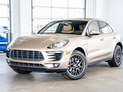 Used 2016 Porsche Macan S image 2