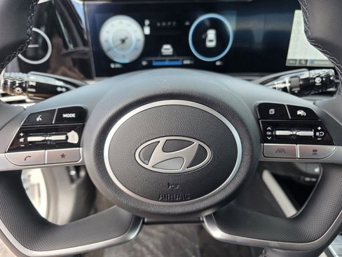 New 2026 Hyundai Elantra Limited image 29